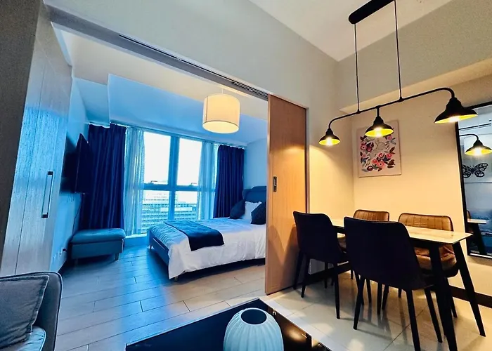 Apartamento Cool Chic 1br Uptown Parksuites Pay Parking T1 33k Manila