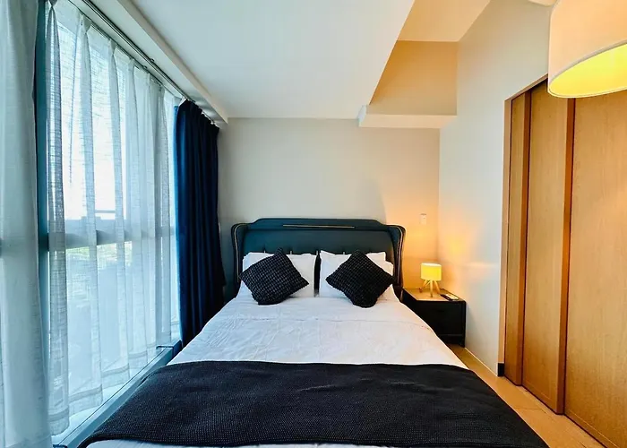Apartamento Cool Chic 1br Uptown Parksuites Pay Parking T1 33k